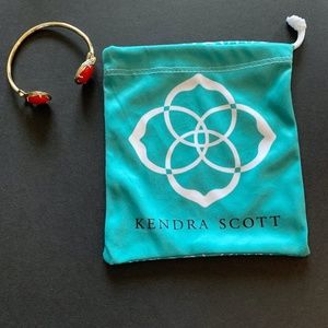 Kendra Scott bracelet